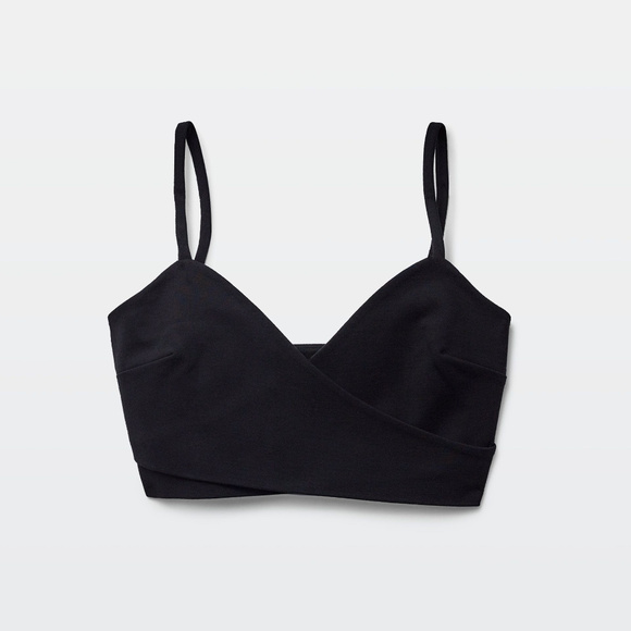Aritzia Tops - 2/$50 SUNDAY BEST Gwynne Bra Top